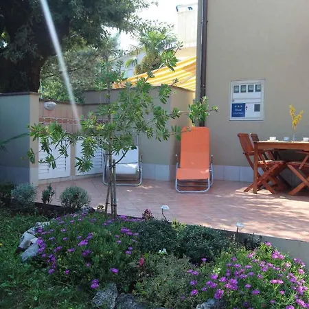 In Malinska/insel Krk 12952 Apartment